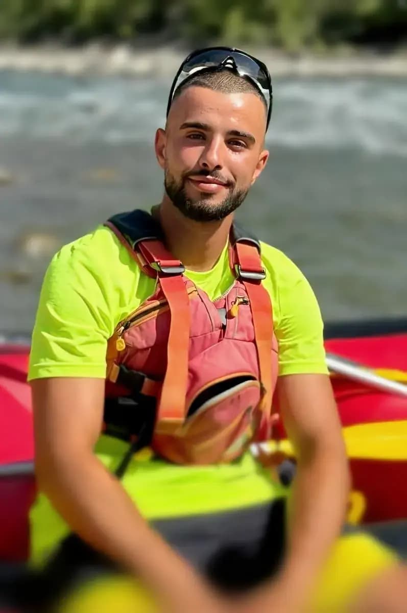 A river guide from the Illyrian Adventures team in a life jacket